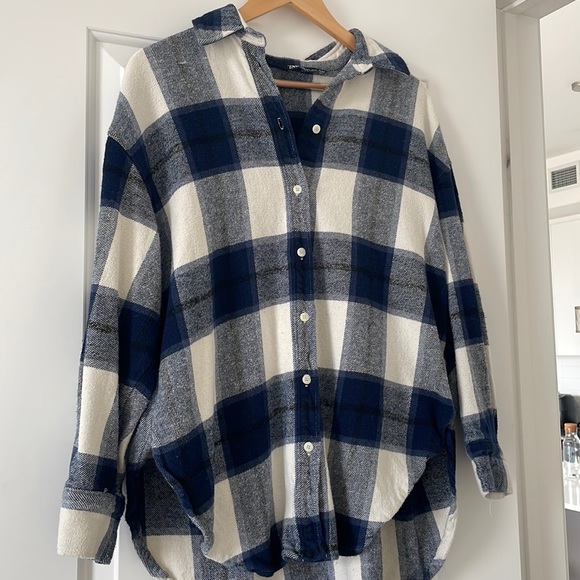 Zara Button Down Shirt - Picture 2 of 2